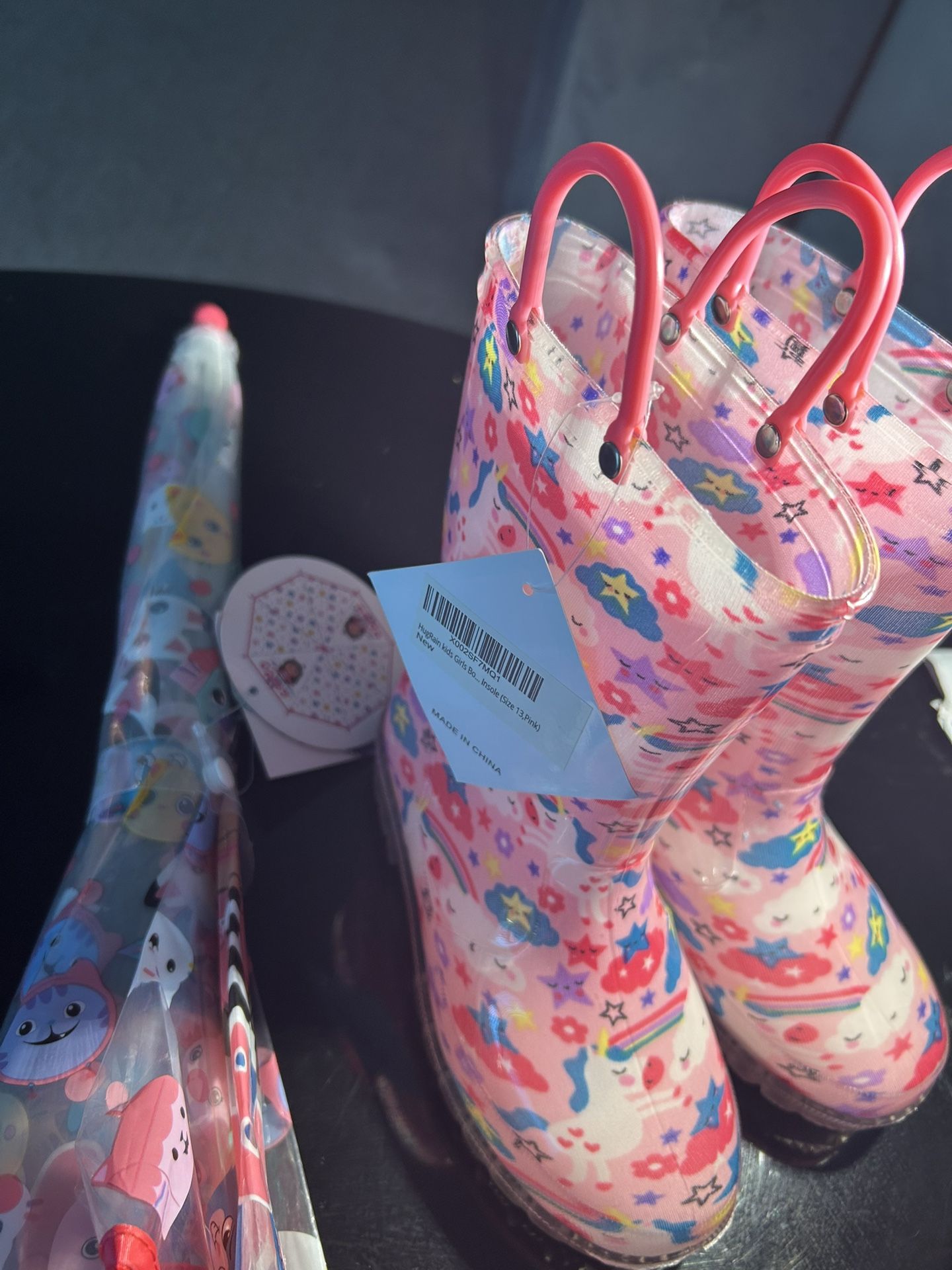 Kids Rain boots Umbrella Included