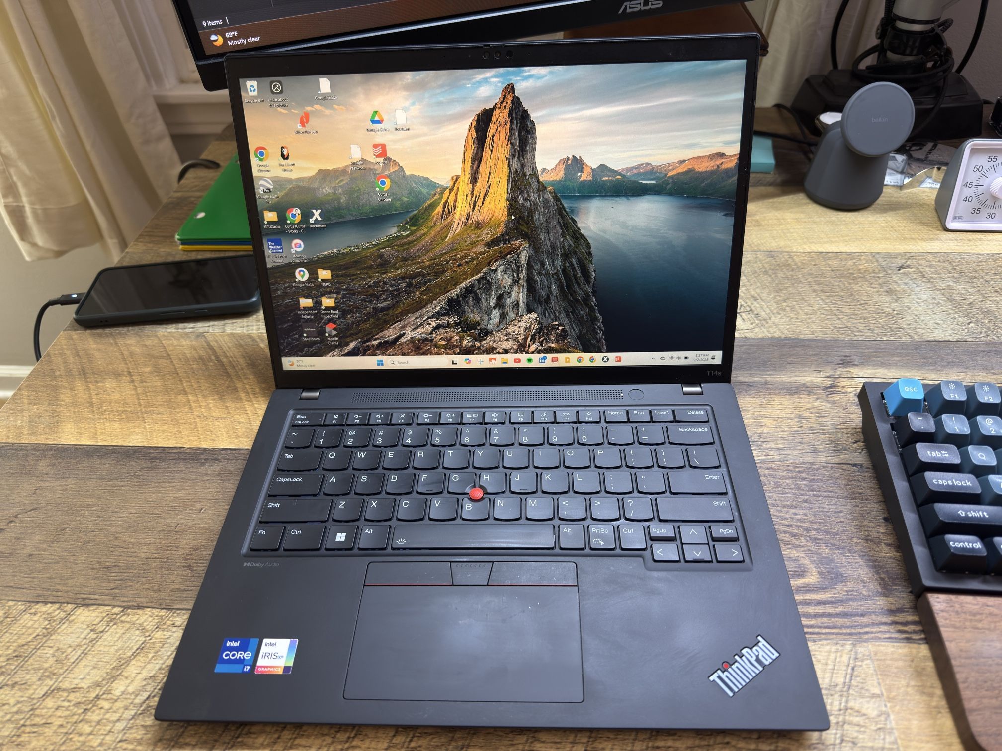 Lenovo ThinkPad T14s Gen 4 (16GB RAM) (1TB SSD) (i7 processor)