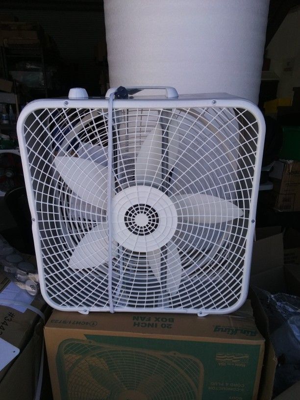 Brand new 20  Box Fan 25 Each for Sale in Spring Valley, CA - OfferUp