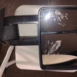 2008 GMC Sierra 2500 Driver Side Mirror 