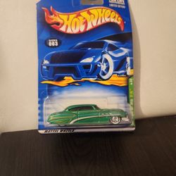 HOTWHEELS 2001 SO FINE 