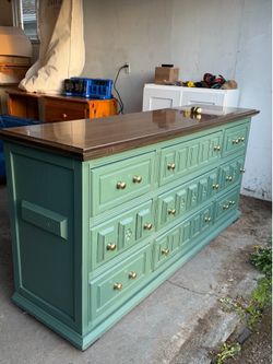 Dresser