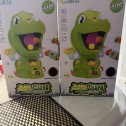 Air Gum Powered Hunting Dinosaur