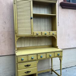 Desk With Hutch $100