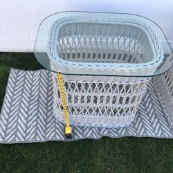 White wicker end tables