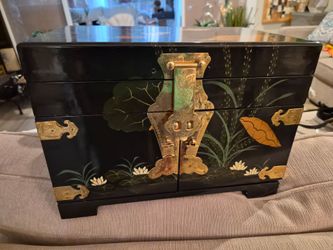 Jewelery Box