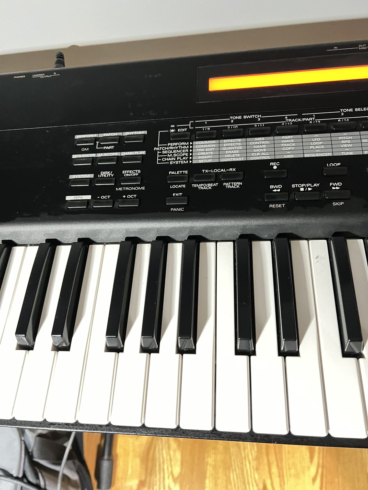 Roland Keyboard for Sale in Oak Forest, IL OfferUp
