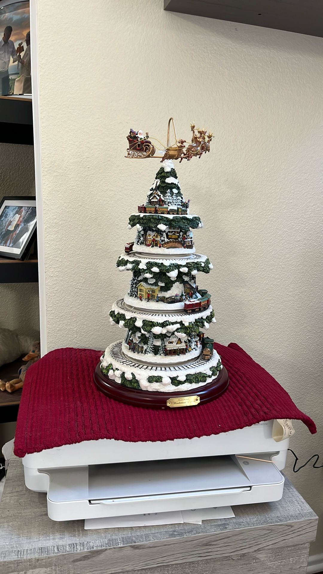 Thomas Kinkade Wonderland Express Animated Tabletop Christmas Tree with Train