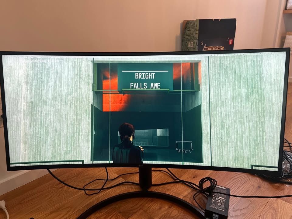 Pair: 34 inch Curved UltraWideMonitor