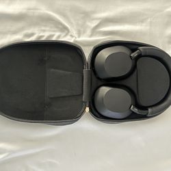 Sony WH-1000XM5 Headphones
