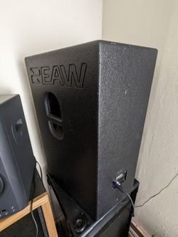 Pair of EAW Eastern Acoustic Works FR159z Full Range Speakers