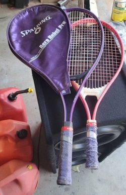 2 tennis racquets