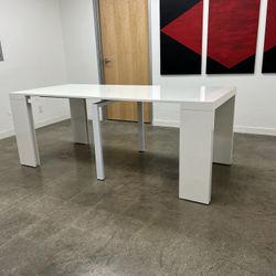 8 Person Expanding Dining Table 6090