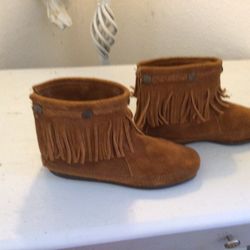 Minnetonka Brown Moccasins