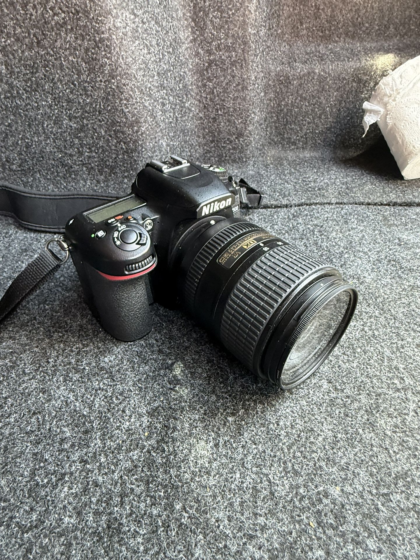 Nikon D7500 DSLR Camera Bundle – 18-300mm Lens + Flash + Tripod – Excellent Condition