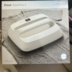 Cricut And Easy Press 2nd Generation. 