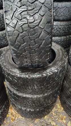 Set de llantas todo terreno terra hunter X/L venom power LT 35x12.50ñr/22