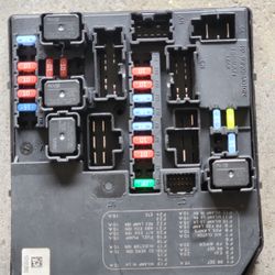 Control A Unit (Box Fuses) Nissian Versa 2009 -2014