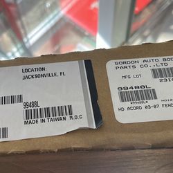 2003-2007 Driver side fender 2door