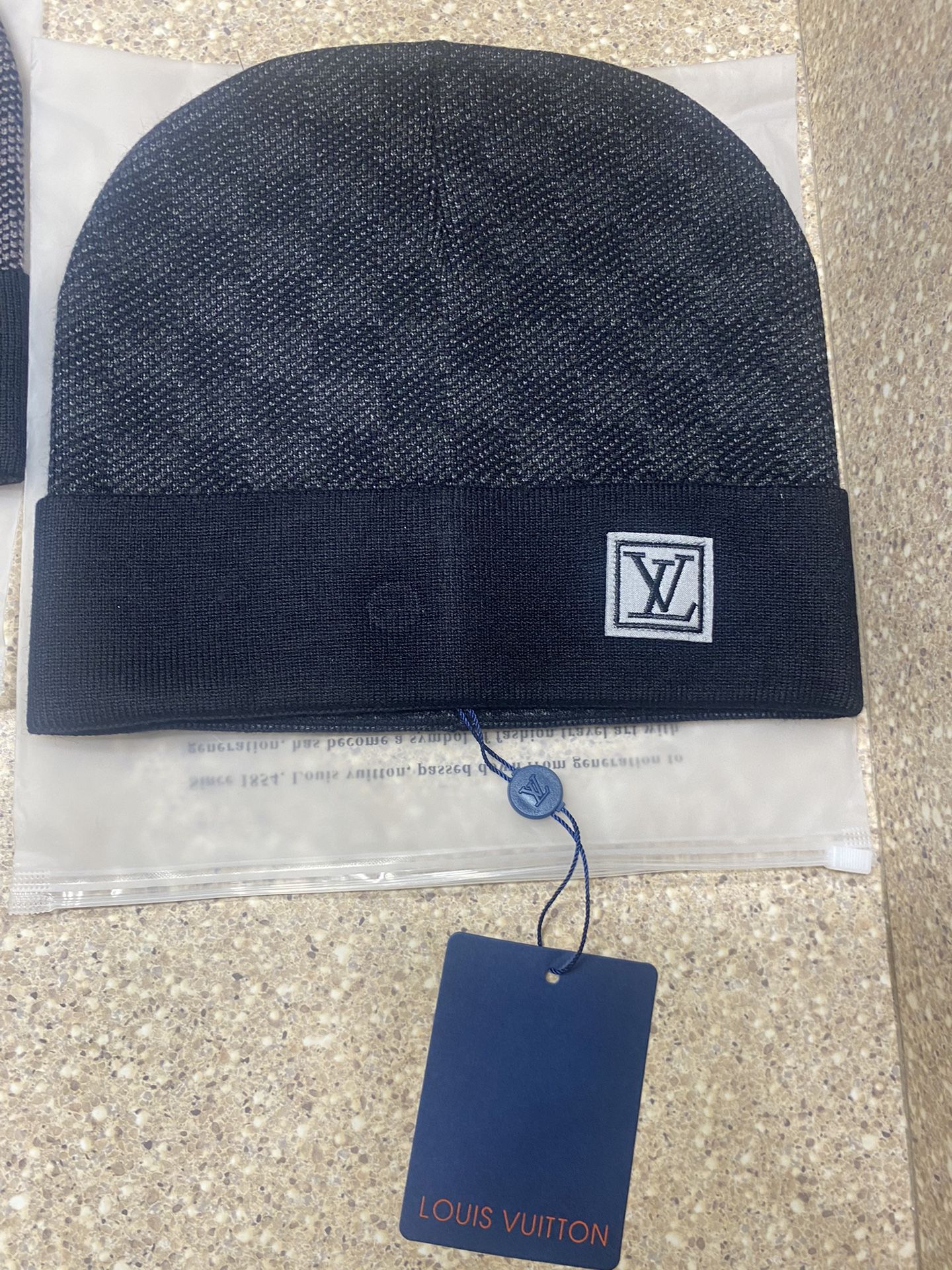 Louis Vullton Beanie 