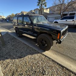 2000 Jeep Cherokee