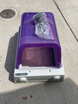 Scoop Free Self Cleaning Litter Box