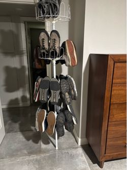 Rotating shoe rack Rotating shoe rack