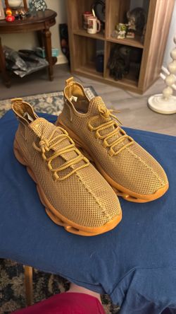 Men’s Sneakers