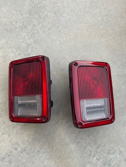 Jeep wrangler jk tail light