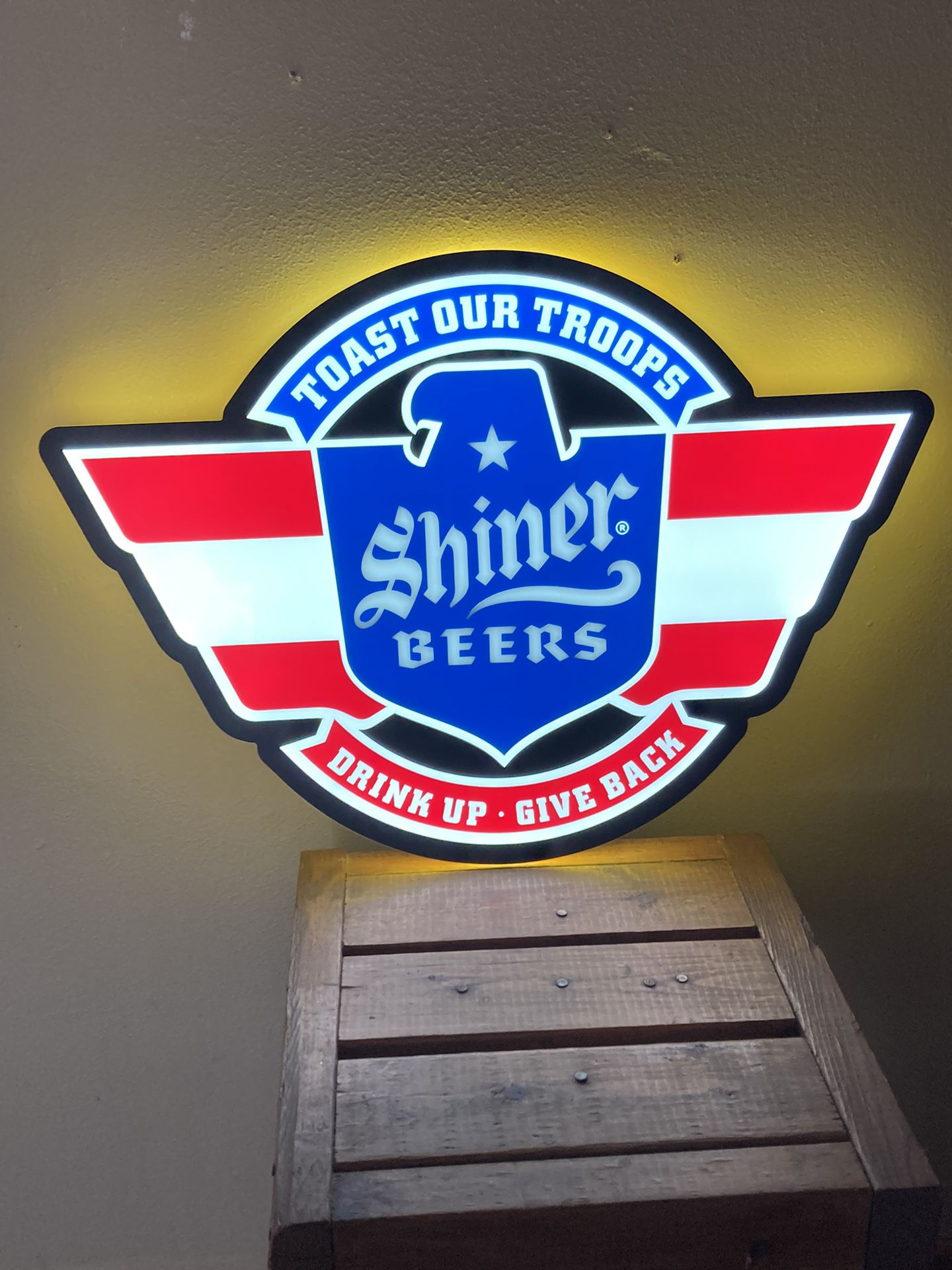 Shiner “Toast Our Troops” LED Sign 