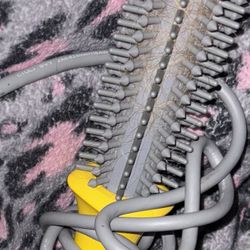 Drtbar Curlin( g Brush