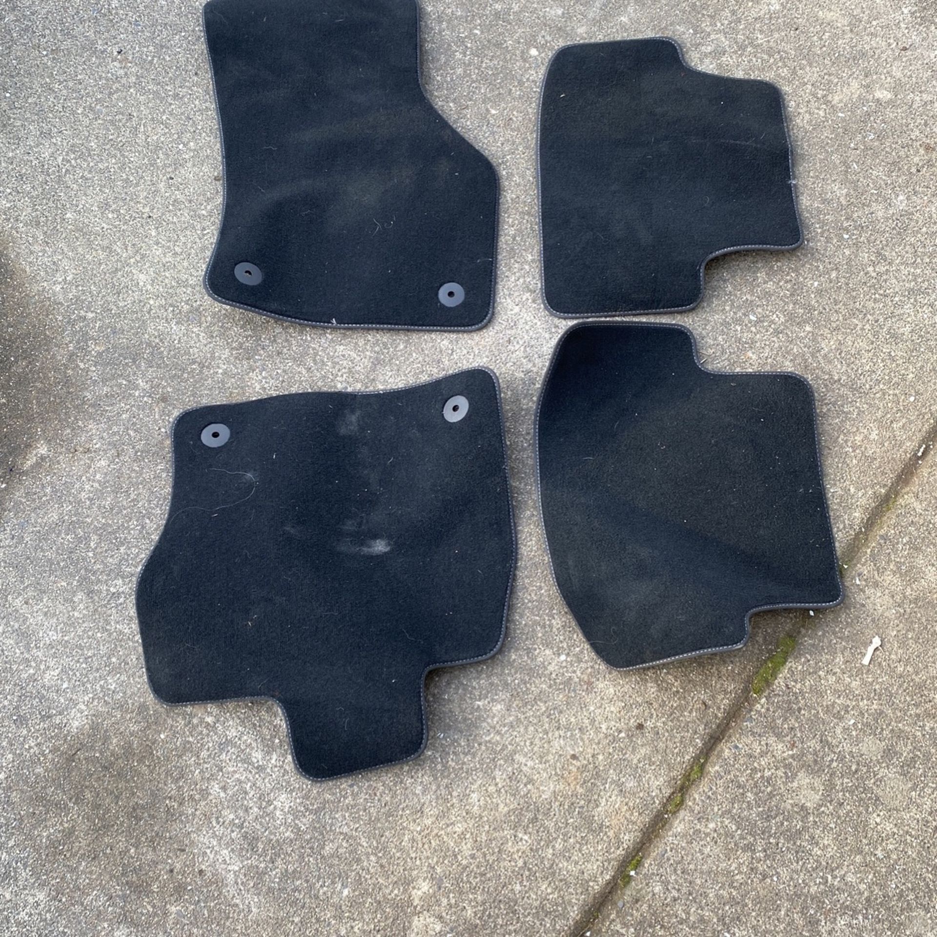 Volts Wagon Golf Floor Mats