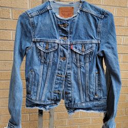 EXTRA SMALL LEVI'S JACKET