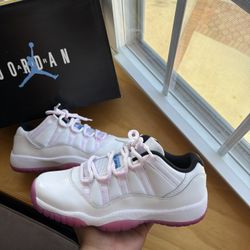 Jordan 11 Low Top ‘ Legend Blue ‘