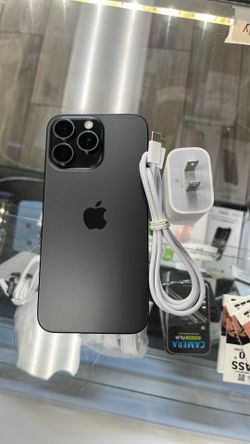 iPhone 15 Pro Max 256GB unlocked