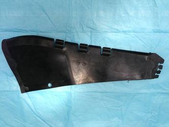 BMW Z3 WHEEL-ARCH TRIM PANEL SHIELDING, O.E.M