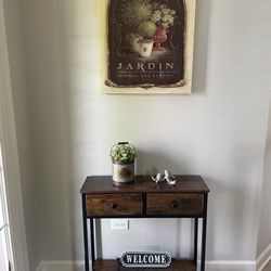 Small Foyer / Console Table 