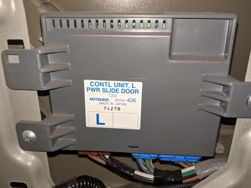 Power Sliding Door Control Unit 05, 06, 07 Honda Odyssey