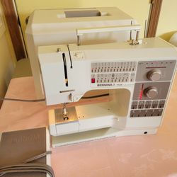 Bernina 1130 Sewing Machine 