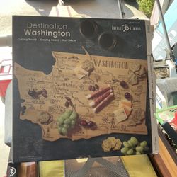 Totally Bamboo Cutting Board, Washington State. New, Never Used. 