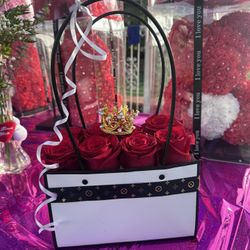 Cute Roses in Beautiful Bag