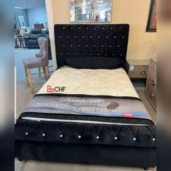 Full / Queen /king Size Bed Frame (Mattress Sell Separate )