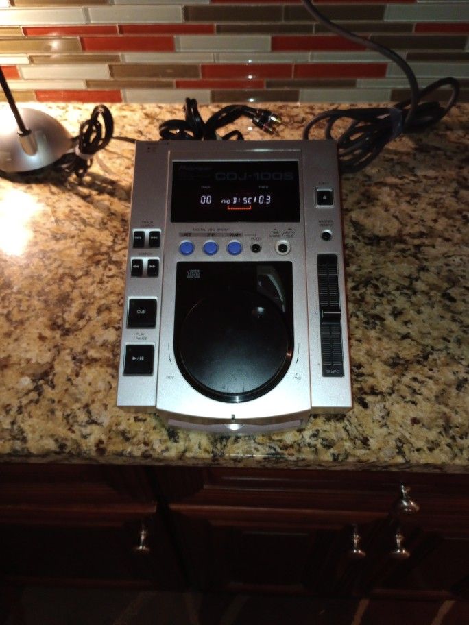 PIONEER CDJ-100S Professional Digital CD Player W/ Effects