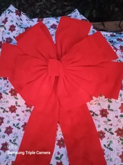 Red Velvet Gift Bows--Assorted Sizes Thumbnail