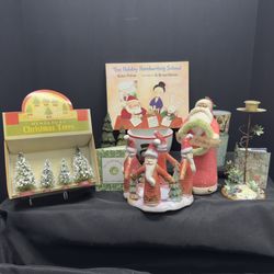 Vintage Folk Art Christmas Tablescape Décor 14 Pieces