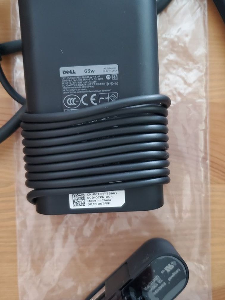 Dell Laptop AC ADAPTER 65W Power Supply