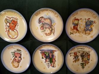 Berta Hummel limited edition Christmas plates