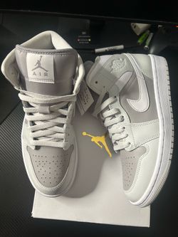 Jordan 1 Mid Atmosphere Grey Size 8W