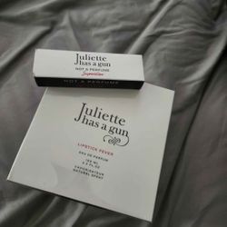 Lipstick fever perfume