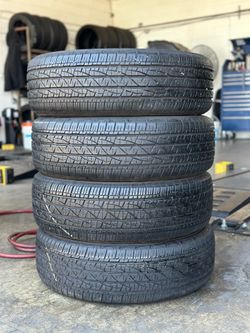 SET OF TIRE 225 65 17 FIRESTONE 85% LIFE